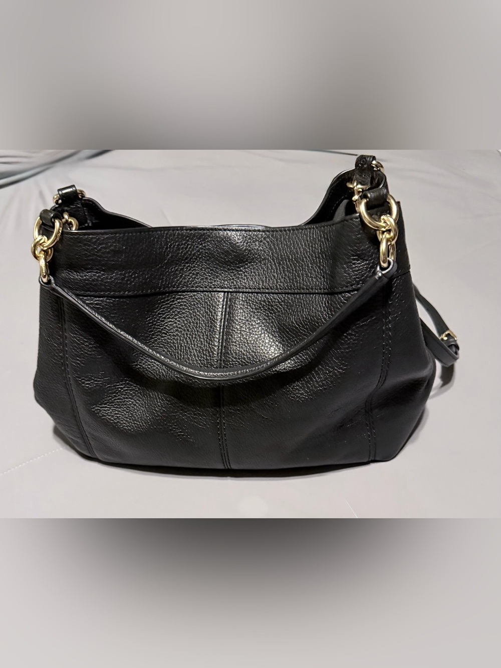 Coach✨Black Pebbled Leather Shoulder Bag with Gold Hardware - Picture 2 of 16